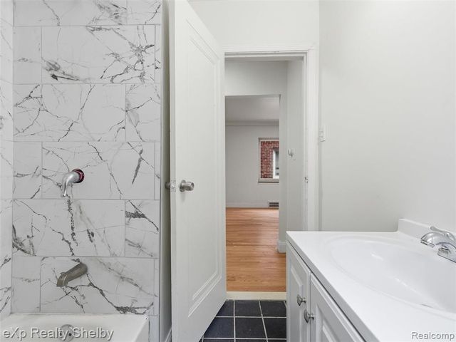 18441 Monica Street, Detroit, MI 48221