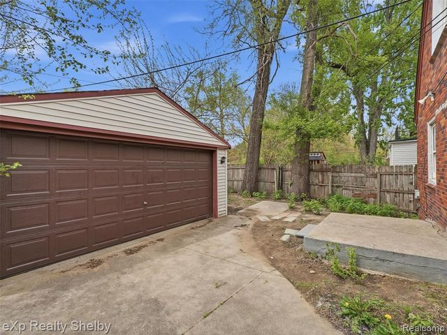 18441 Monica Street, Detroit, MI 48221