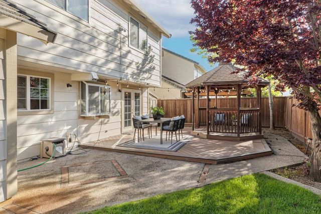 395 Sandstone Drive, Fremont, CA 94536
