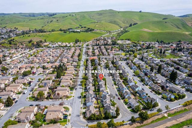 395 Sandstone Drive, Fremont, CA 94536