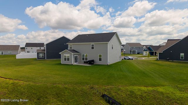 8401 Hummingbird Nest Ct, Louisville, KY 40229