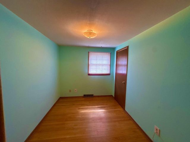 5713 N 96th STREET, Milwaukee, WI 53225