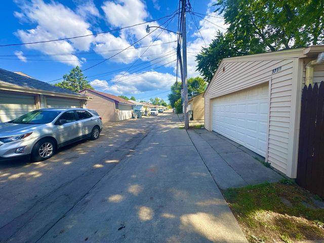 5713 N 96th STREET, Milwaukee, WI 53225