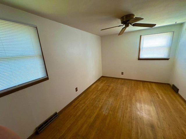 5713 N 96th STREET, Milwaukee, WI 53225