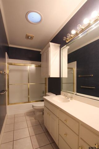 704 Paloma St, Tyler, TX 75703
