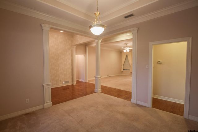 704 Paloma St, Tyler, TX 75703