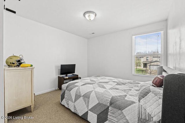 6811 Beckingham Blvd, Louisville, KY 40299