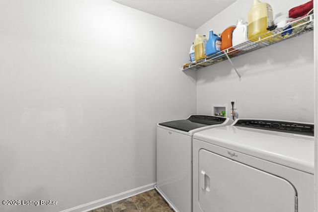 6811 Beckingham Blvd, Louisville, KY 40299