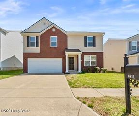 6811 Beckingham Blvd, Louisville, KY 40299