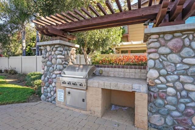 41764 Ridgewalk St 3, Murrieta, CA 92562