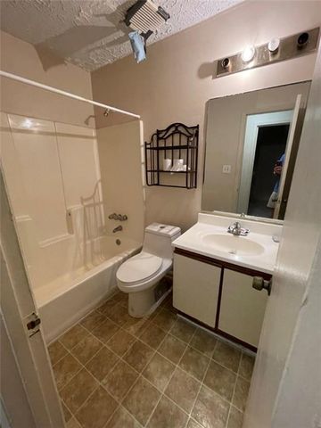 2177 Jonathan Avenue, Lithonia, GA 30058