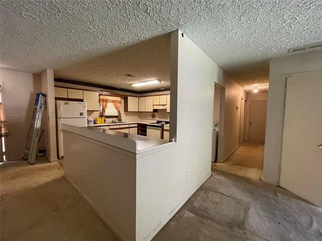 2177 Jonathan Avenue, Lithonia, GA 30058