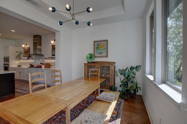 129 Hollytree CT, Georgetown, TX 78628