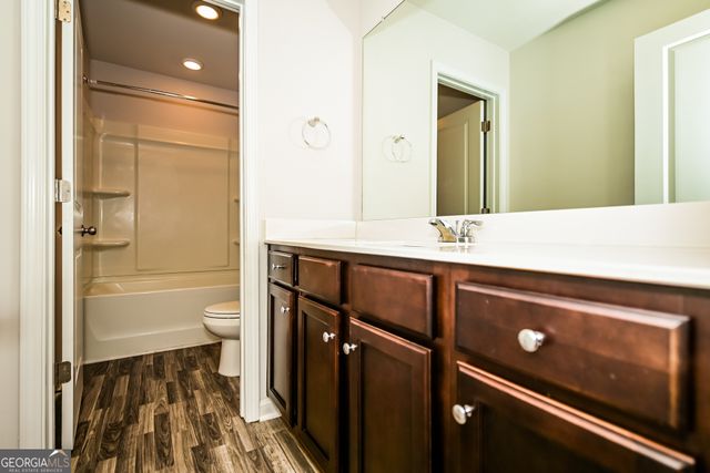 195 Hamilton Pointe Drive, Mcdonough, GA 30253