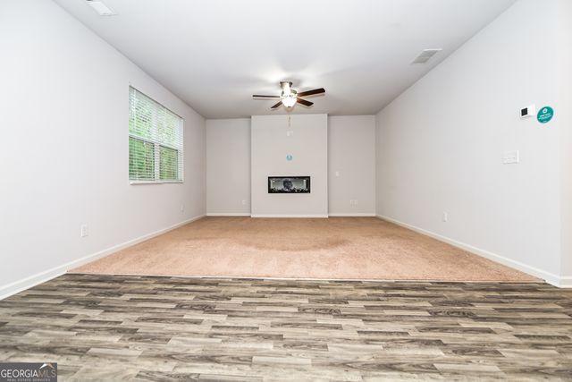 195 Hamilton Pointe Drive, Mcdonough, GA 30253