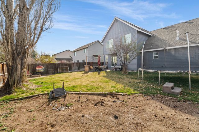 21266 Capella Place, Bend, OR 97702