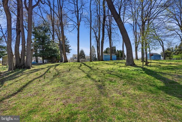 739 BRIDGEVIEW RD, Feasterville Trevose, PA 19053