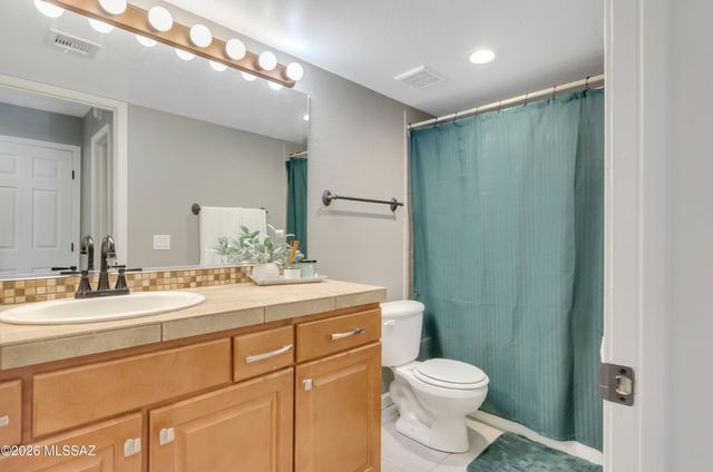 6470 N Tierra de las Catalinas Apt 97, Tucson, AZ 85718