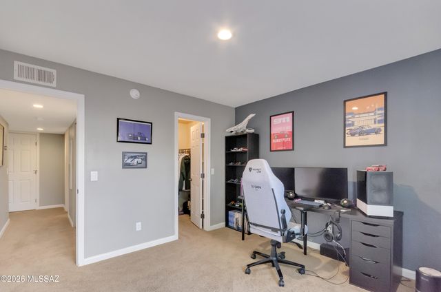 6470 N Tierra de las Catalinas Apt 97, Tucson, AZ 85718