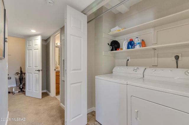 6470 N Tierra de las Catalinas Apt 97, Tucson, AZ 85718