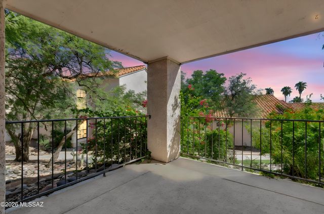 6470 N Tierra de las Catalinas Apt 97, Tucson, AZ 85718
