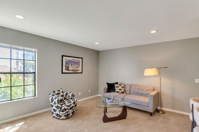 6470 N Tierra de las Catalinas Apt 97, Tucson, AZ 85718