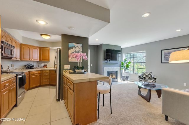 6470 N Tierra de las Catalinas Apt 97, Tucson, AZ 85718