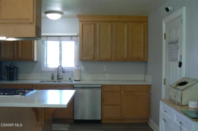 1534 Acadia Street, Simi Valley, CA 93063