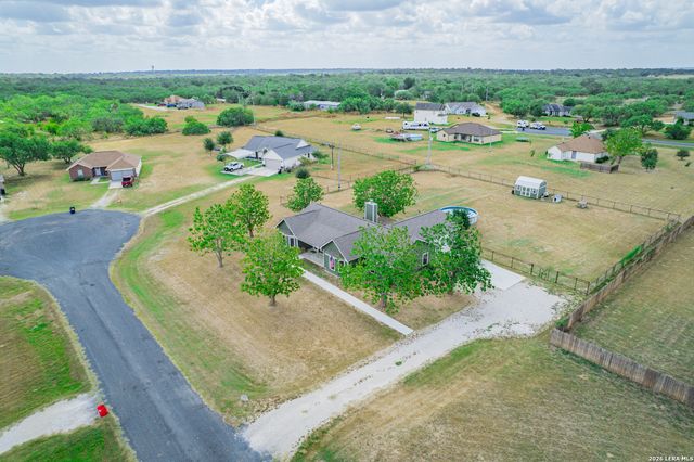 160 Rock Dove, Lytle, TX 78052
