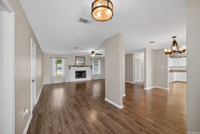 160 Rock Dove, Lytle, TX 78052