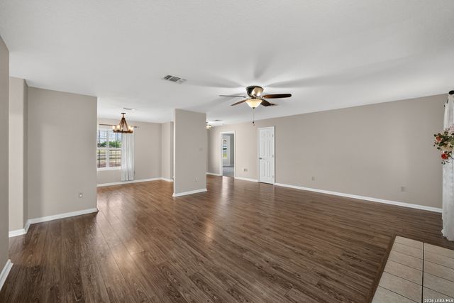 160 Rock Dove, Lytle, TX 78052