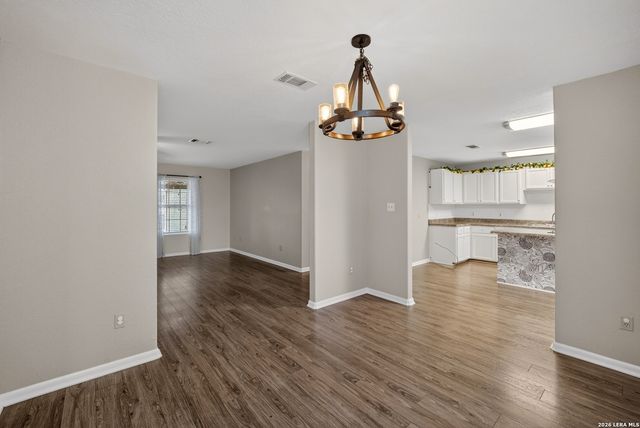 160 Rock Dove, Lytle, TX 78052