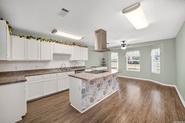 160 Rock Dove, Lytle, TX 78052
