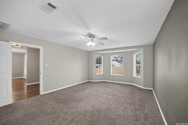 160 Rock Dove, Lytle, TX 78052