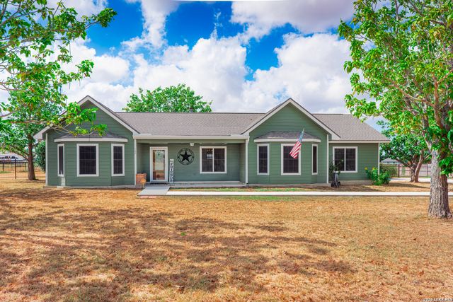 160 Rock Dove, Lytle, TX 78052