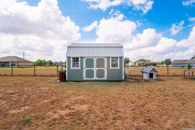 160 Rock Dove, Lytle, TX 78052