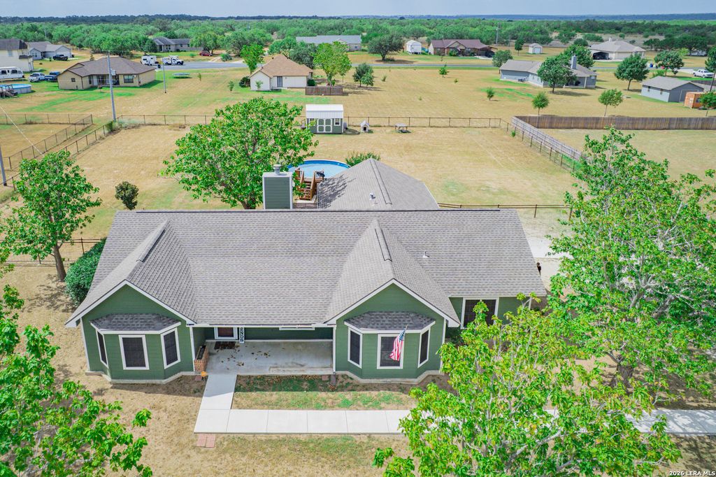160 Rock Dove, Lytle, TX 78052