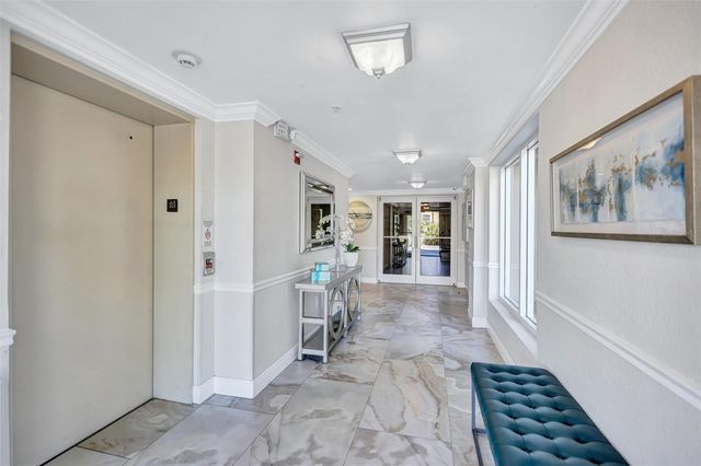 5100 JESSIE HARBOR DRIVE 304, Osprey, FL 34229