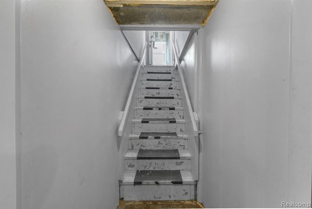 24901 Joy Road, Dearborn Heights, MI 48127