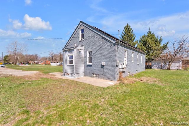 24901 Joy Road, Dearborn Heights, MI 48127