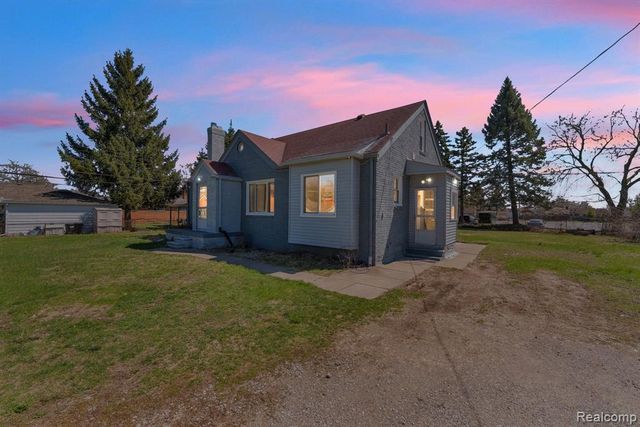 24901 Joy Road, Dearborn Heights, MI 48127