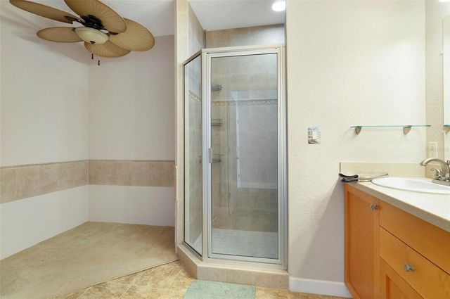 130 164TH AVENUE, Redington Beach, FL 33708