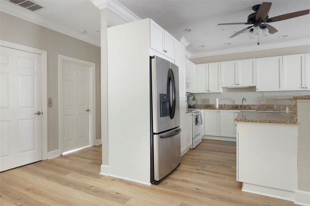 130 164TH AVENUE, Redington Beach, FL 33708