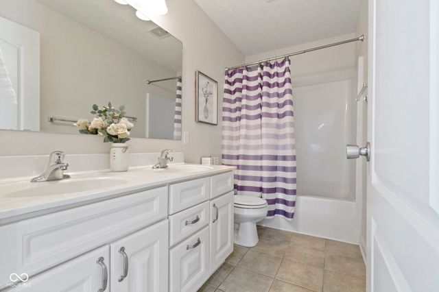 14825 Latitude Way, Fishers, IN 46040