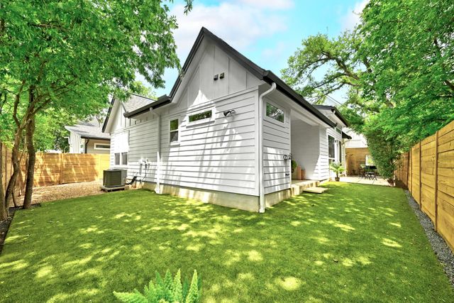 1218 Eleanor ST 2, Austin, TX 78721