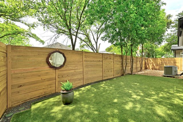 1218 Eleanor ST 2, Austin, TX 78721