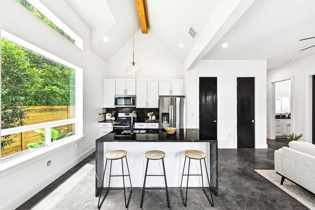 1218 Eleanor ST 2, Austin, TX 78721