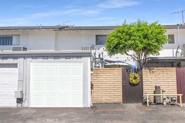 1310 N Placentia, Fullerton, CA 92831