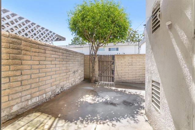 1310 N Placentia, Fullerton, CA 92831