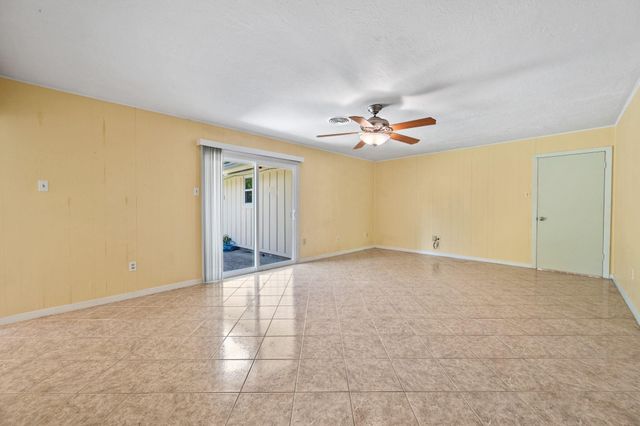 9766 Cedardale Drive, Houston, TX 77055
